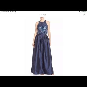 Adriana Papell two piece gown size 6